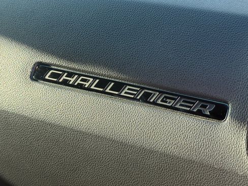 Used 2012 Dodge Challenger SXT Plus RWD image 27