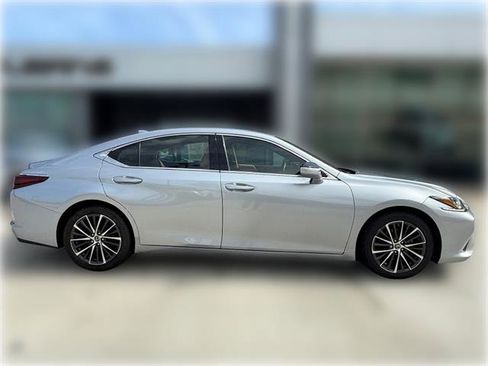 Used 2022 Lexus ES 350 w/ Premium Package FWD image 6
