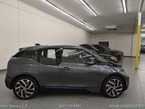 Used 2017 BMW i3 image 8