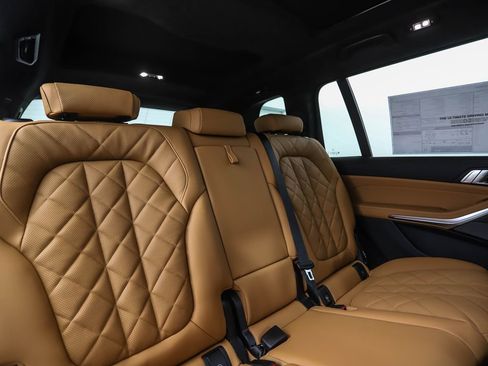 New 2026 BMW X7 xDrive40i w/ M Sport Package AWD/4WD image 34