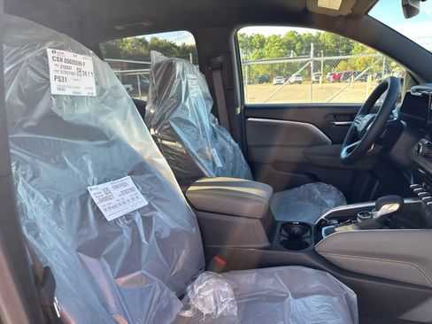 New 2026 Chevrolet Colorado ZR2 w/ ZR2 Bison Edition image 19