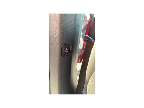Used 2024 Kia Carnival LX FWD image 13