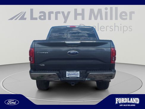 Used 2016 Ford F150 Lariat w/ Equipment Group 502A Luxury AWD/4WD image 4