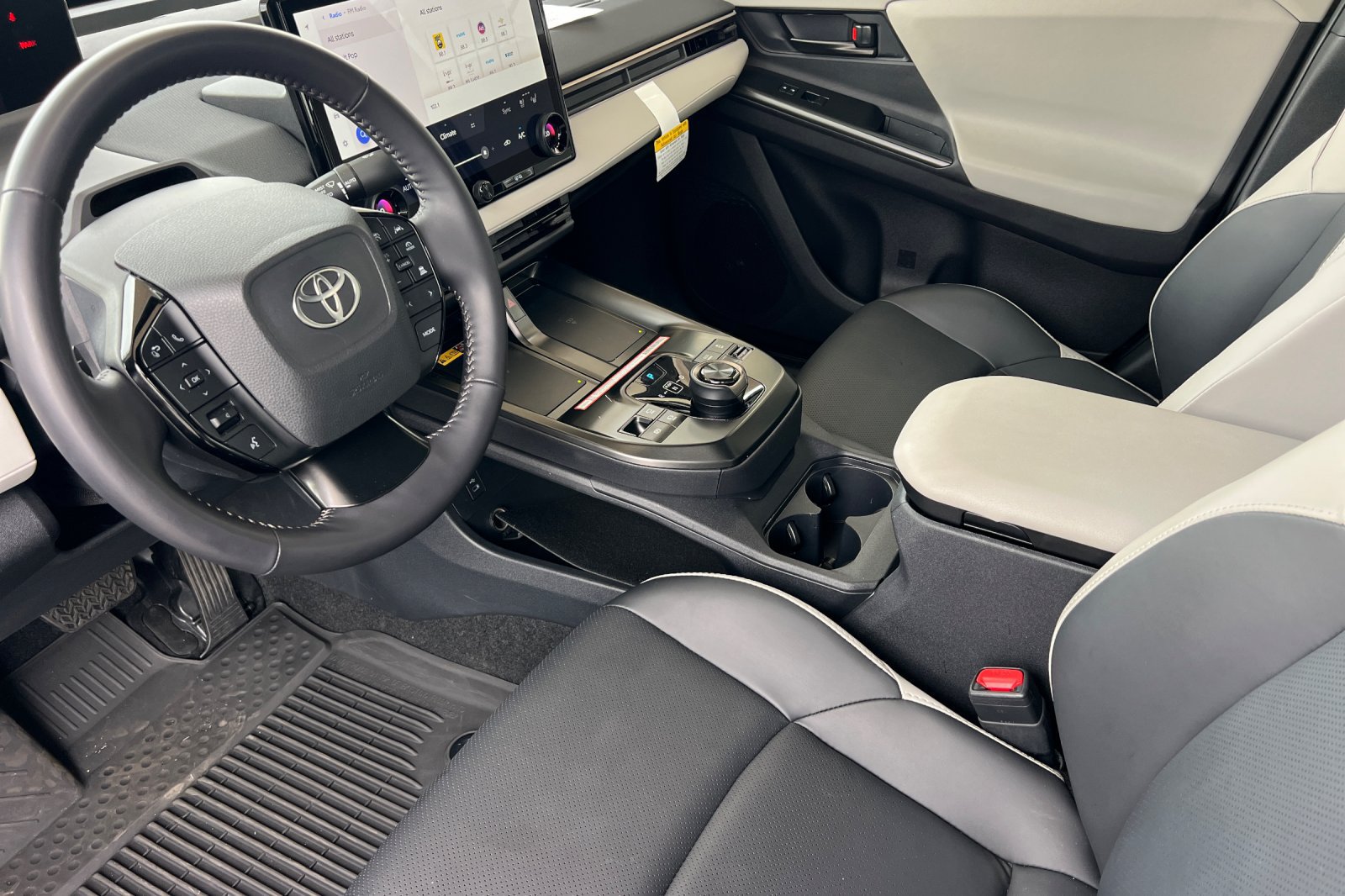 Certified 2026 Toyota bZ AWD/4WD image 9