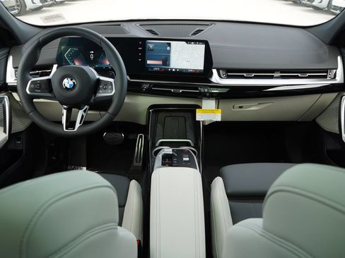 New 2026 BMW X2 xDrive28i w/ Technology Package AWD/4WD image 13