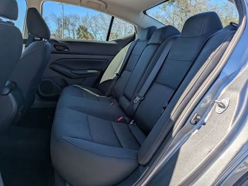 Used 2025 Nissan Altima 2.5 SV image 13