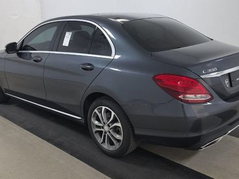 Used 2015 Mercedes-Benz C 300 4MATIC Sedan image 3