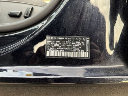 Used 2025 Volkswagen Jetta SE image 23