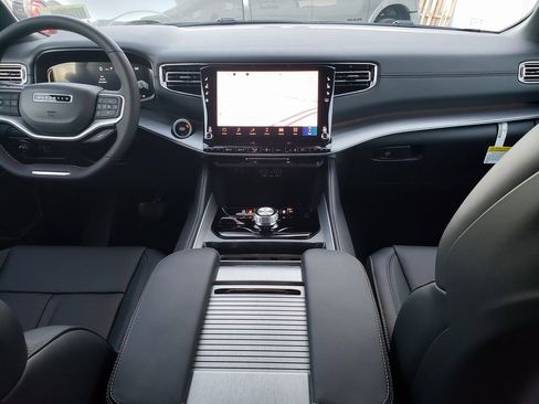 New 2025 Jeep Wagoneer Series II image 19