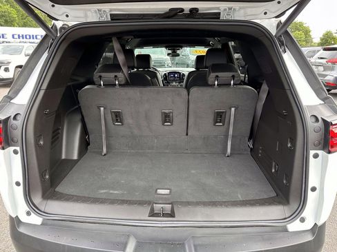 Used 2023 Chevrolet Traverse LT AWD/4WD image 7