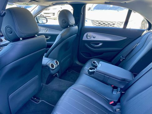 Used 2020 Mercedes-Benz E 350 4MATIC Sedan image 30