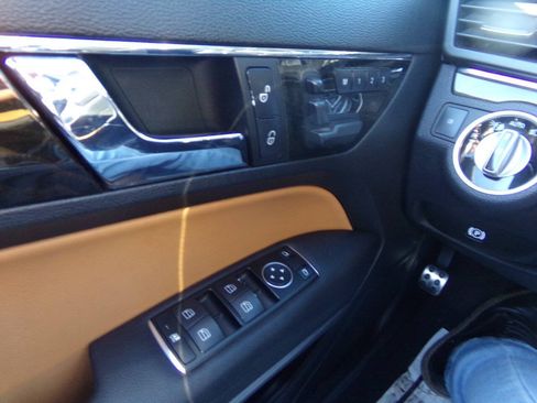 Used 2013 Mercedes-Benz E 350 Cabriolet w/ Premium 2 Pkg image 36