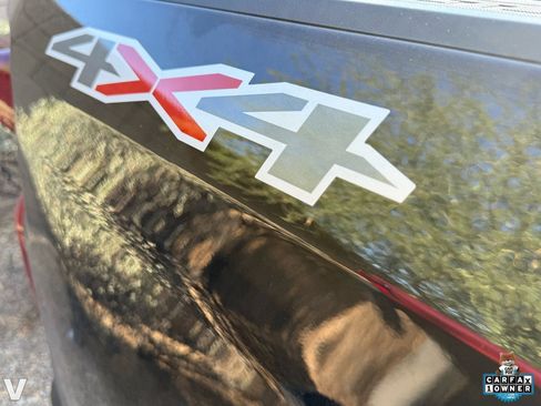 Used 2024 Chevrolet Silverado 1500 LT w/ Leather Package image 8