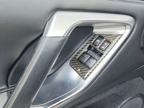 Used 2010 Nissan GT-R Premium image 16
