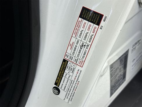 Used 2017 Nissan Rogue SL w/ SL Premium Package image 51