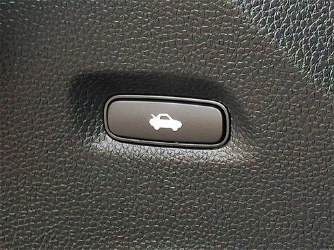 Used 2025 Honda Civic LX image 27