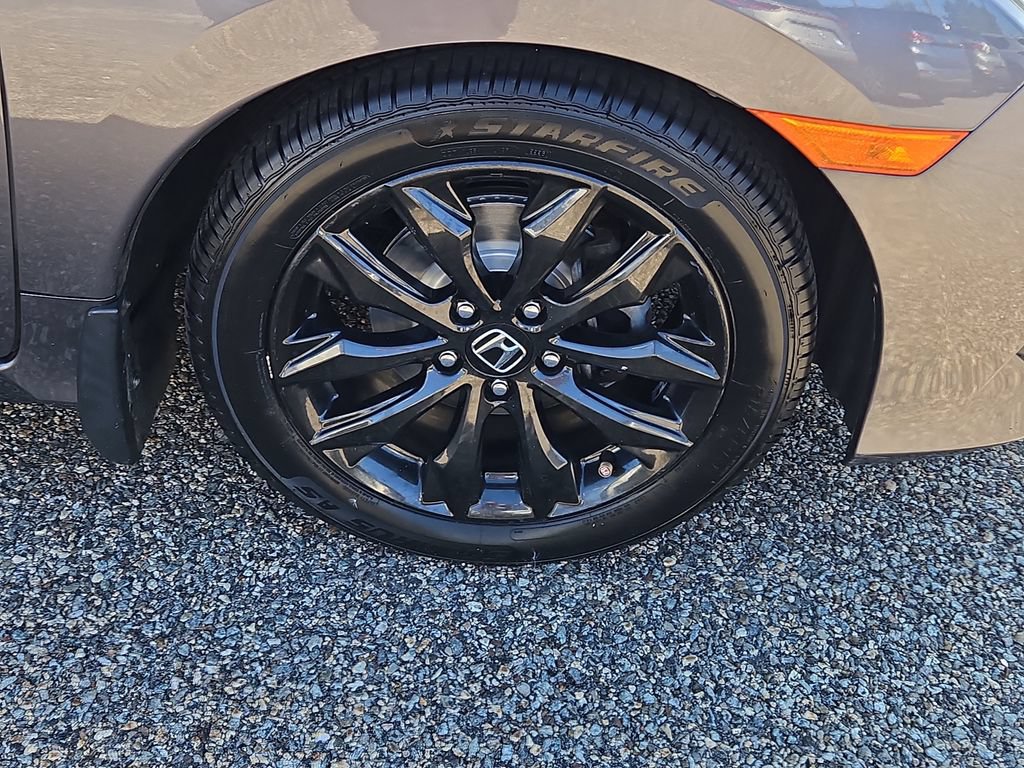 Used 2017 Honda Civic EX-L image 10