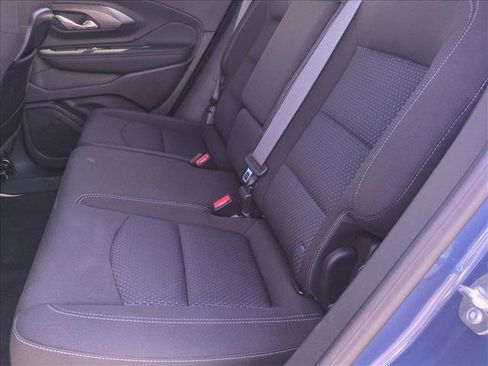 Certified 2024 GMC Terrain SLE w/ Driver Convenience Package FWD image 18