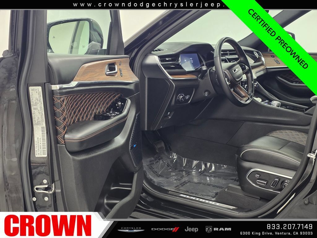 Certified 2023 Jeep Grand Cherokee Summit w/ Adv Protech Group IV AWD/4WD image 28