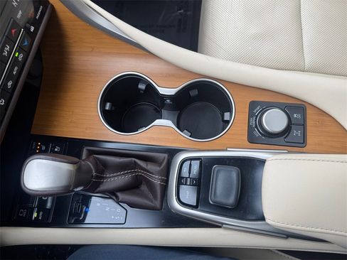 Used 2017 Lexus RX 350 AWD image 28