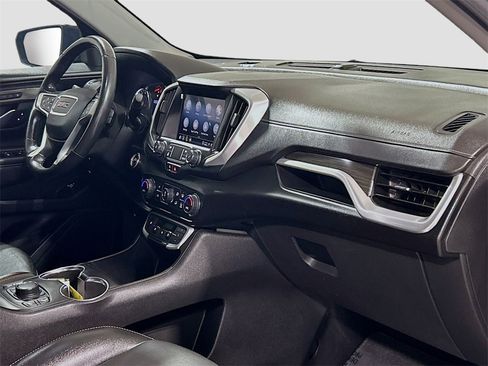 Used 2022 GMC Terrain SLT w/ LPO, 'HIT The Road' Package image 26