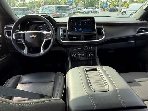 Used 2023 Chevrolet Tahoe Premier RWD image 15