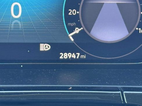 Used 2025 Volkswagen Atlas SE AWD/4WD image 20