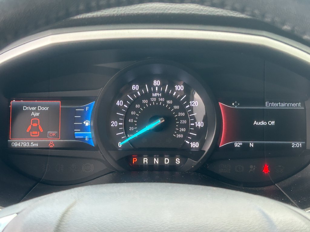 Used 2017 Ford Edge SEL w/ Equipment Group 201A AWD/4WD image 22