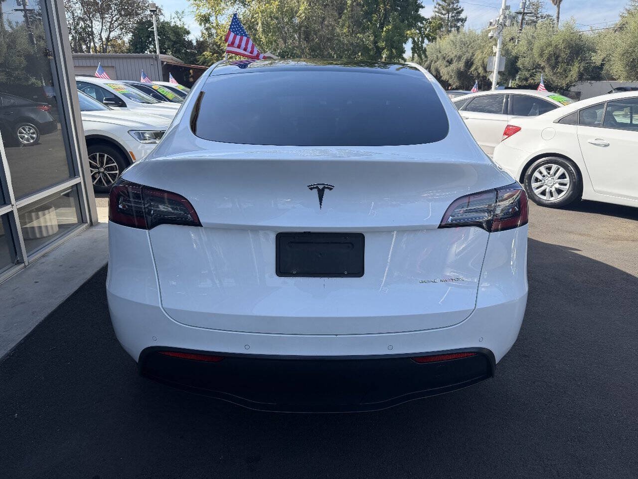 Used 2021 Tesla Model Y Long Range AWD/4WD image 6