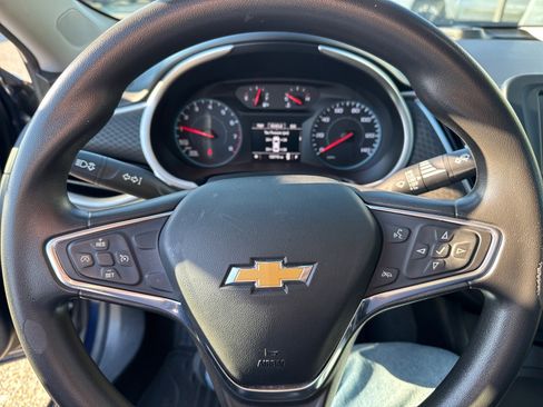Used 2016 Chevrolet Malibu LS FWD image 9