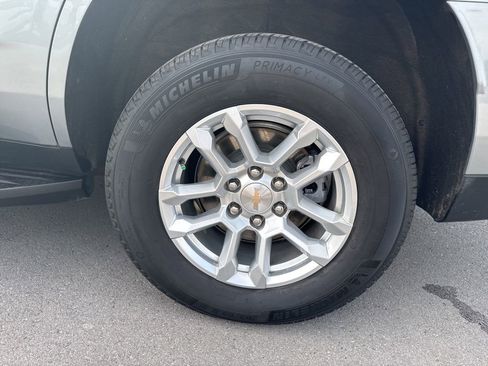 Used 2025 Chevrolet Tahoe LT AWD/4WD image 28
