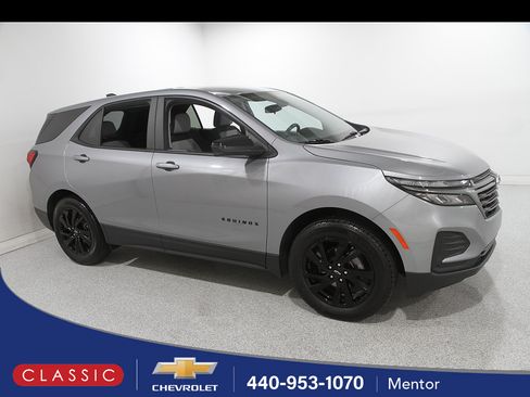Certified 2023 Chevrolet Equinox LS w/ LS Convenience Package AWD/4WD image 1