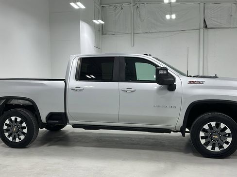 Used 2021 Chevrolet Silverado 2500 LT w/ Gooseneck/5TH Wheel Package image 7