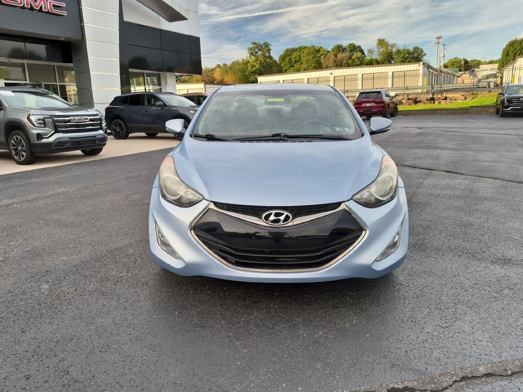 Used 2013 Hyundai Elantra SE w/ Technology Pkg FWD image 4