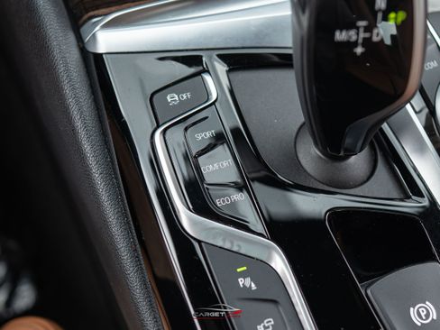Used 2019 BMW 540i RWD image 35