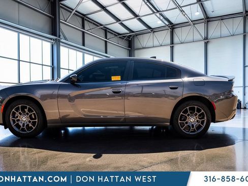 Used 2018 Dodge Charger GT w/ Blacktop Package AWD/4WD image 2