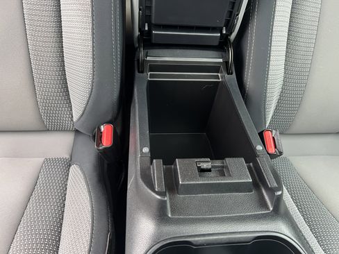 Used 2022 Subaru Outback Premium image 27