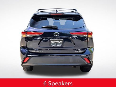 Used 2023 Toyota Highlander XLE AWD/4WD image 9