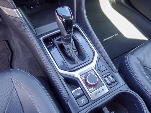 Used 2019 Subaru Forester Limited image 19