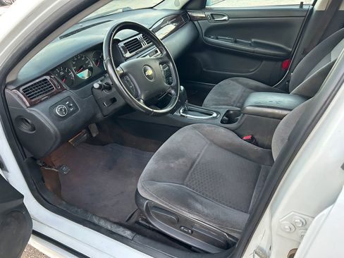 Used 2014 Chevrolet Impala LT FWD image 6