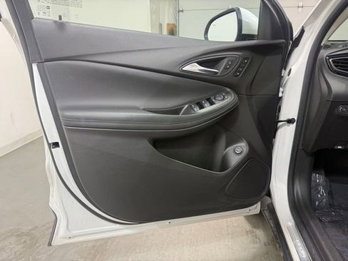 Certified 2023 Buick Encore GX Essence w/ Experience Buick Package image 10