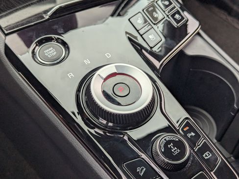 Certified 2025 Kia Sportage X-Line Prestige image 27