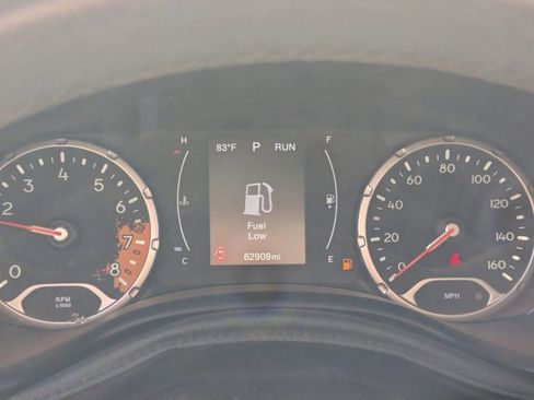 Used 2018 Jeep Renegade Latitude image 8