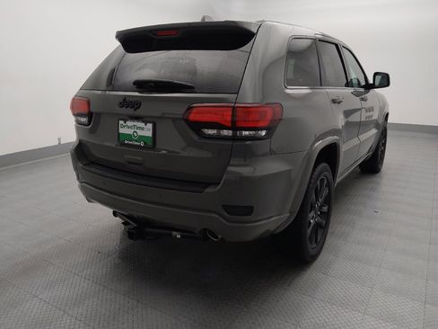 Used 2021 Jeep Grand Cherokee Laredo X AWD/4WD image 7