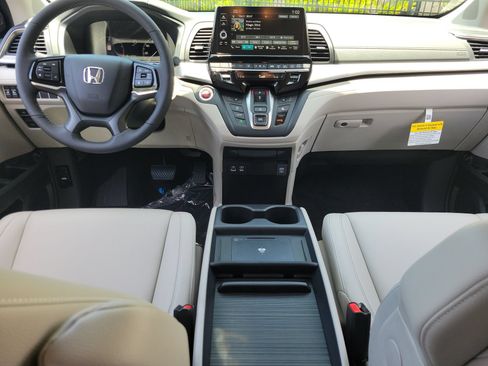 New 2026 Honda Odyssey EX-L image 15