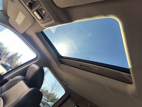 Used 2014 RAM 1500 Sport w/ Sport Premium Group image 22