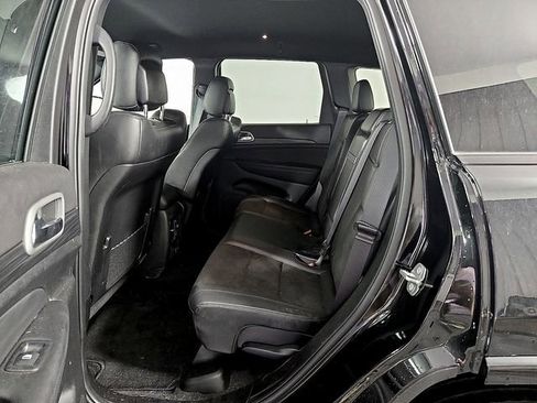 Used 2021 Jeep Grand Cherokee Laredo X AWD/4WD image 11
