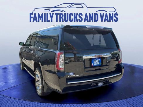 Used 2018 GMC Yukon XL Denali AWD/4WD image 3