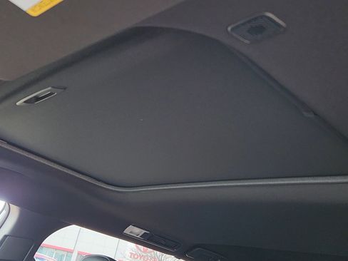 New 2026 Toyota Sienna Limited image 10