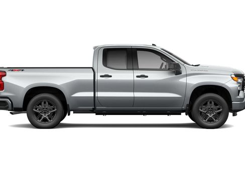 New 2026 Chevrolet Silverado 1500 Custom image 3